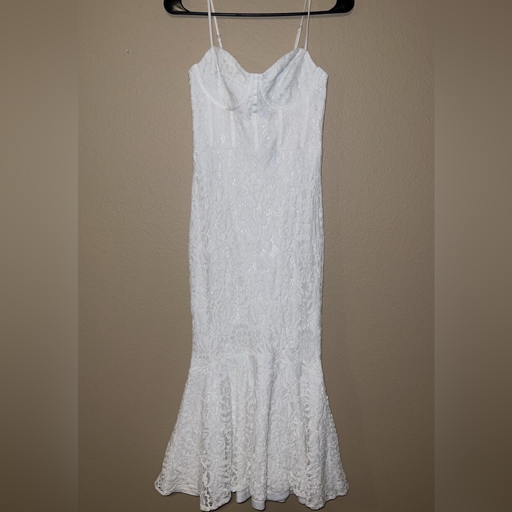 White Lace Strapless Dress